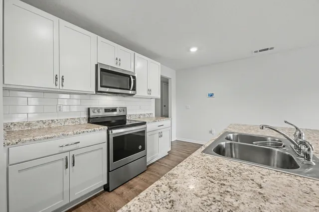 $340,000 | 3277 Chapelwood Drive, Crestview, FL 32539