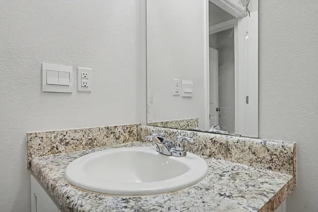 $340,000 | 3277 Chapelwood Drive, Crestview, FL 32539