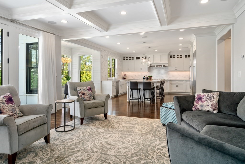 19 Marshall Road Wellesley, MA 02482 - Photo 13 of 33