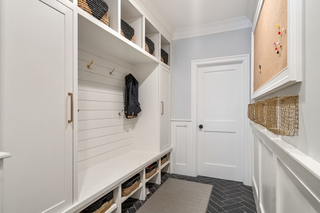 19 Marshall Road Wellesley, MA 02482 - Photo 15 of 33