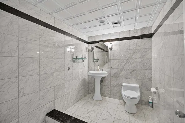 $8,950,000 | 11 Elizabeth Way, Lynnfield, MA 01940