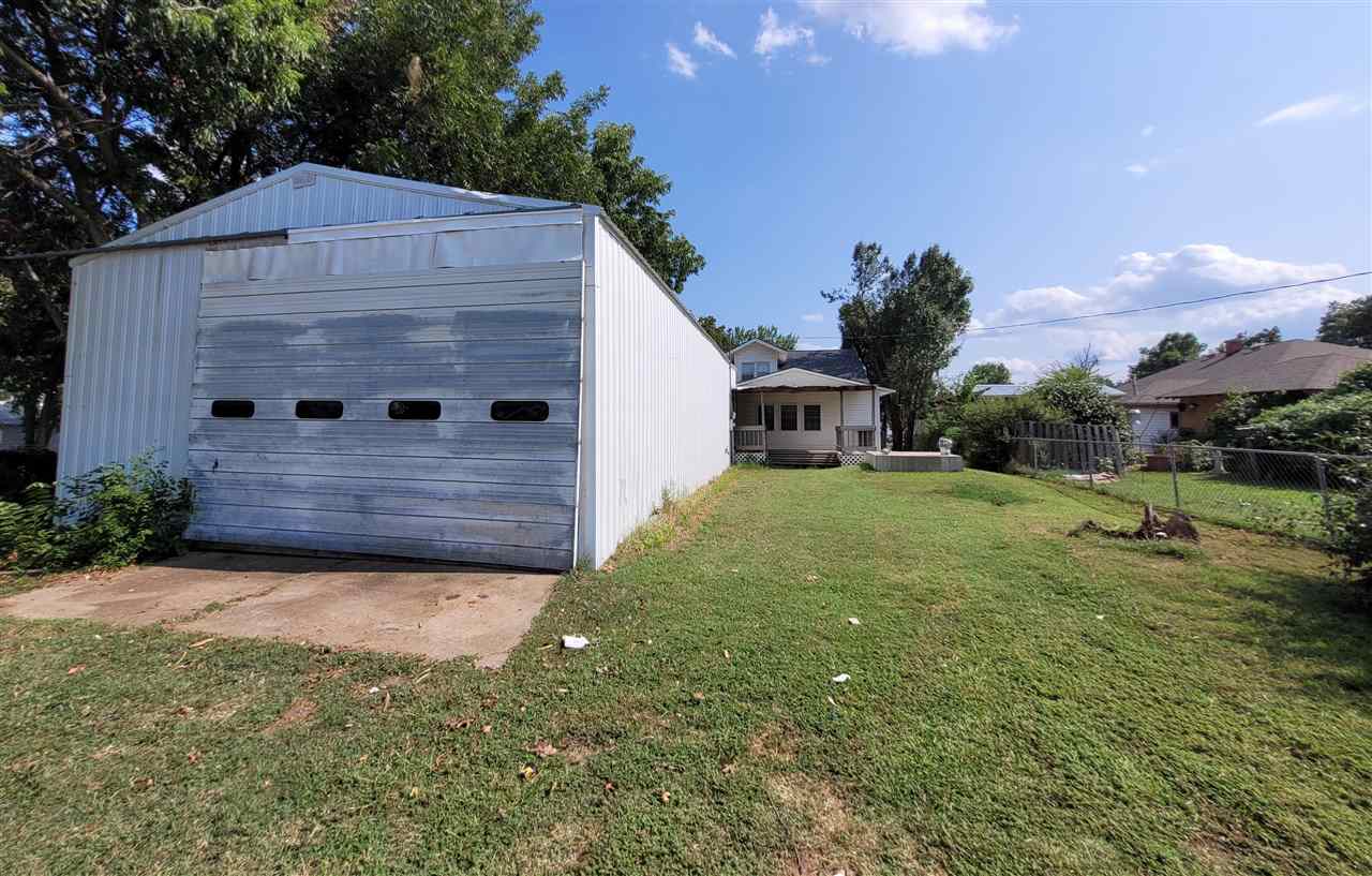 715 Locust Street Perry, OK 73077 - Photo 42 of 42 Gallery Image 42