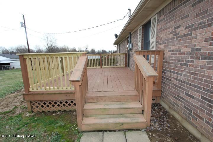 183 Hickory Road Lawrenceburg, KY 40342 - Photo 35 of 36 Back Deck
