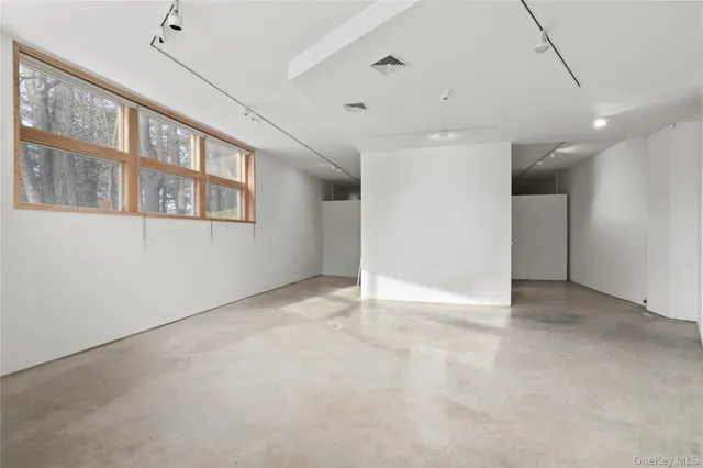 $2,995,000 | 64 Pound Ridge Road, Pound Ridge, NY 10576