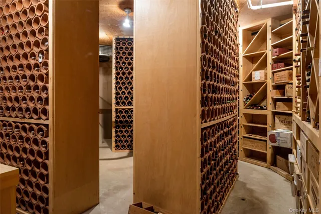 $2,995,000 | 64 Pound Ridge Road, Pound Ridge, NY 10576