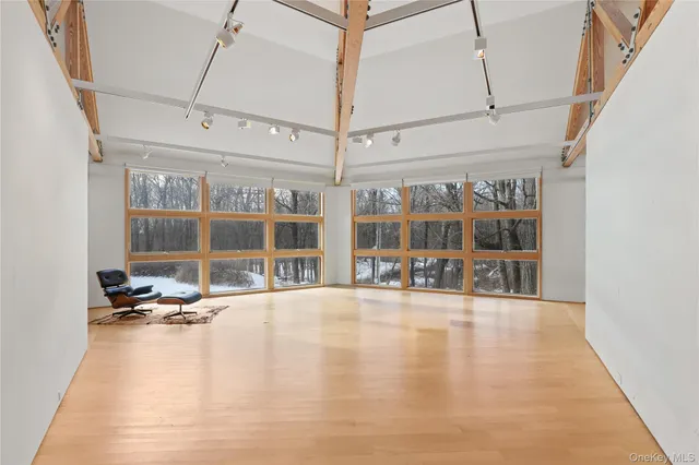 $2,995,000 | 64 Pound Ridge Road, Pound Ridge, NY 10576