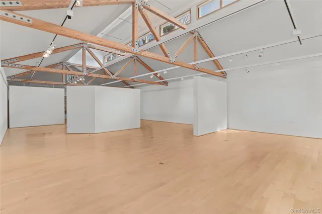 $2,995,000 | 64 Pound Ridge Road, Pound Ridge, NY 10576