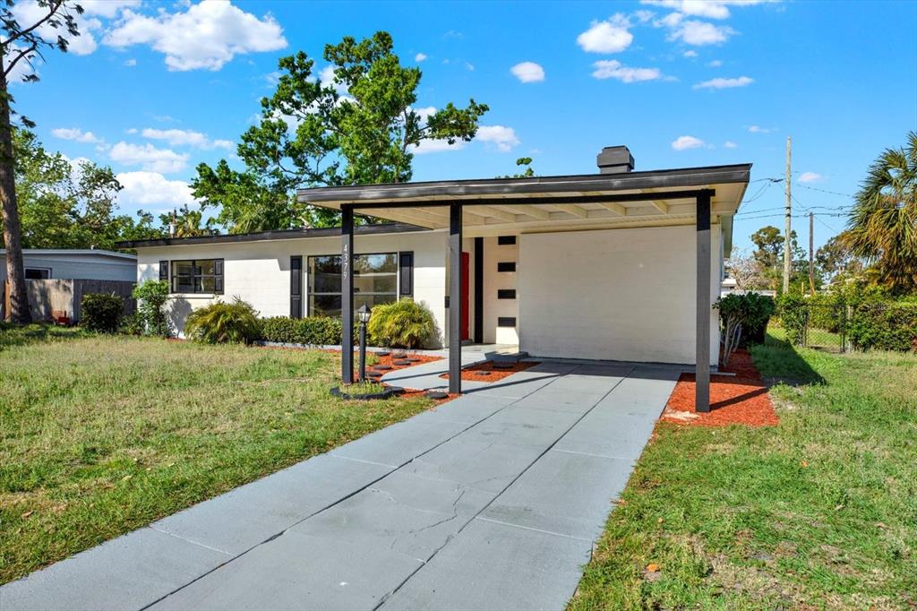 4379 Porpoise Dr Southeast  