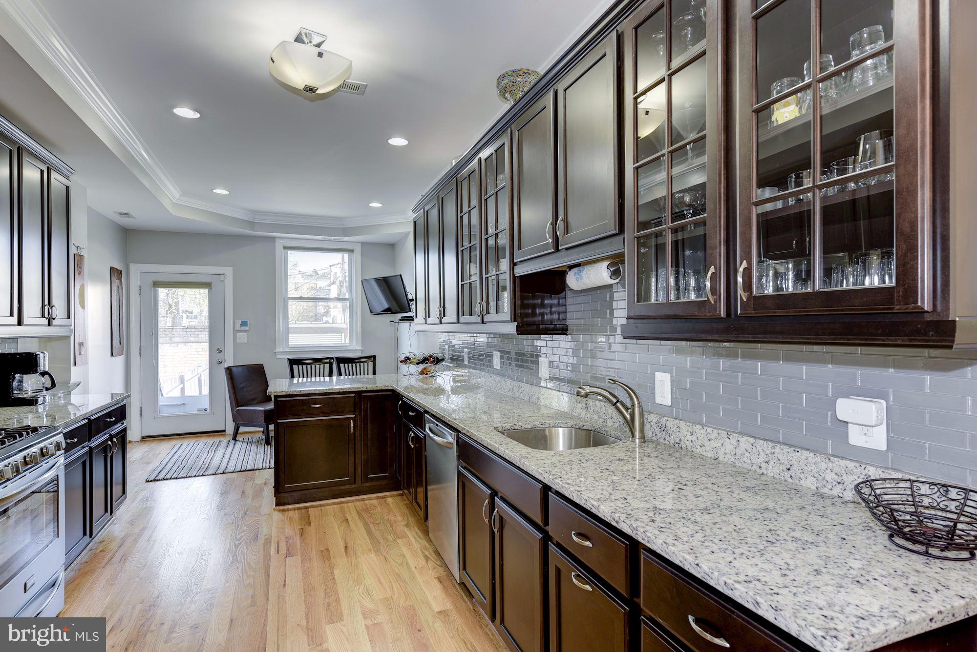 1114 Spring Road Northwest Washington, DC 20010 - Photo 12 of 34