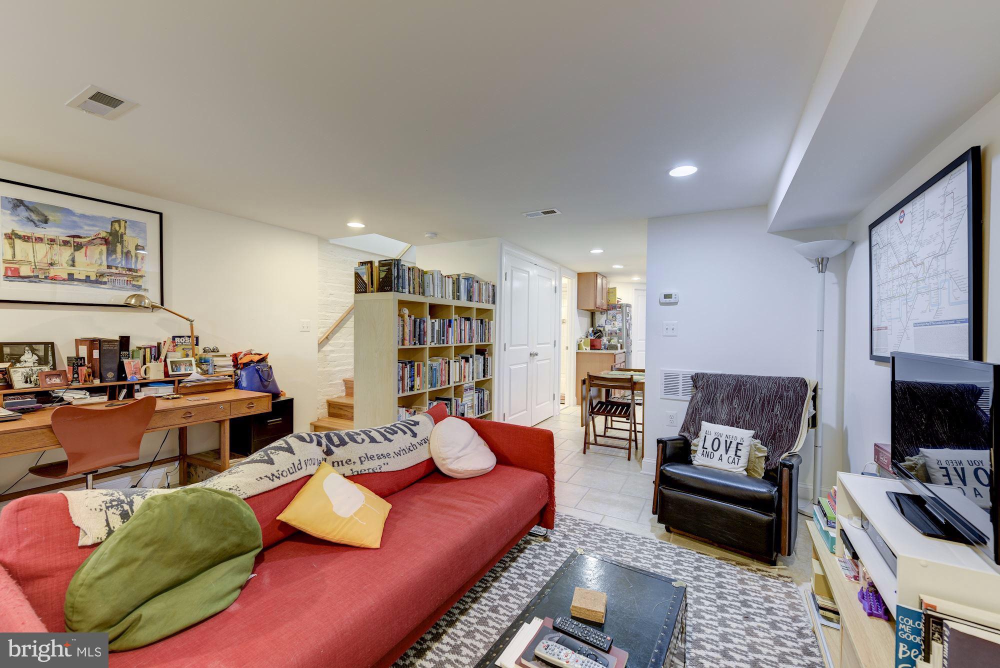 1114 Spring Road Northwest Washington, DC 20010 - Photo 30 of 34