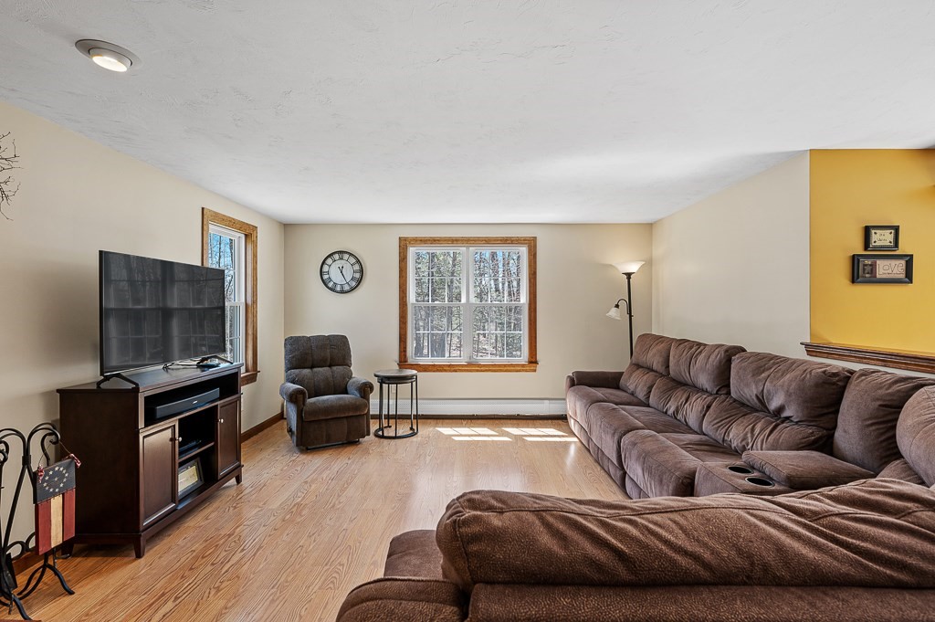 7 Crestview Drive Rutland, MA 01543 - Photo 13 of 30