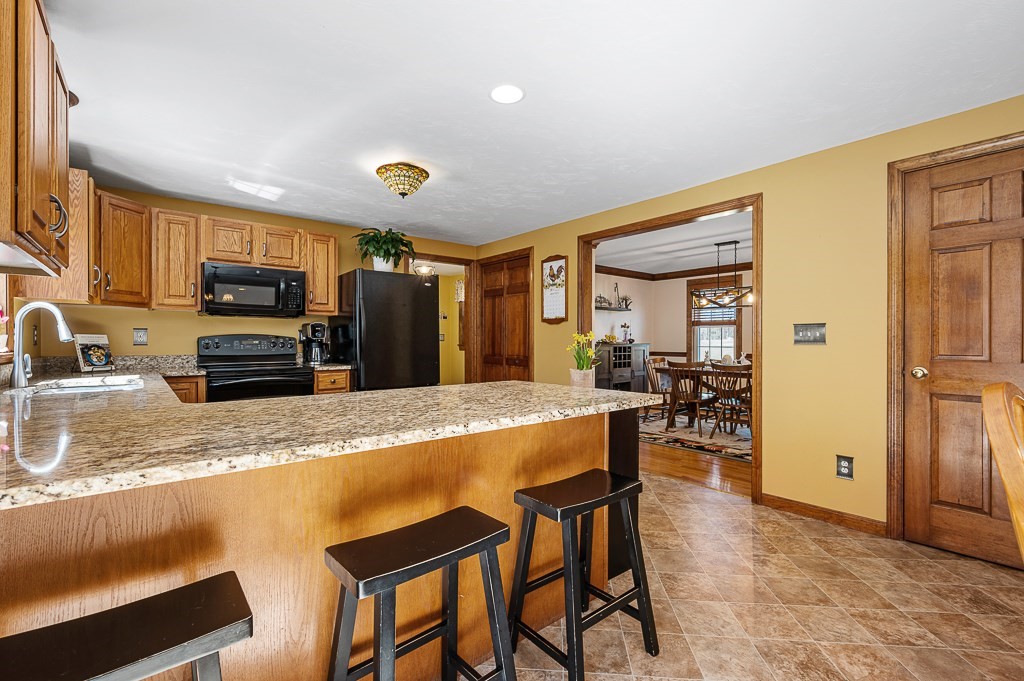 7 Crestview Drive Rutland, MA 01543 - Photo 9 of 30