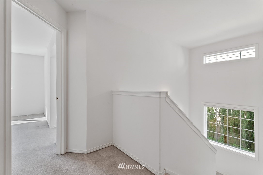 17537 110 Lane Southeast, Unit 19 Renton, WA 98055 - Photo 12 of 32 Gallery Image 12