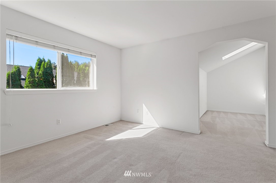 17537 110 Lane Southeast, Unit 19 Renton, WA 98055 - Photo 16 of 32 Gallery Image 16