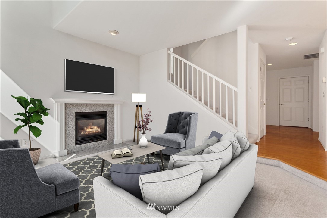 17537 110 Lane Southeast, Unit 19 Renton, WA 98055 - Photo 3 of 32 Gallery Image 3