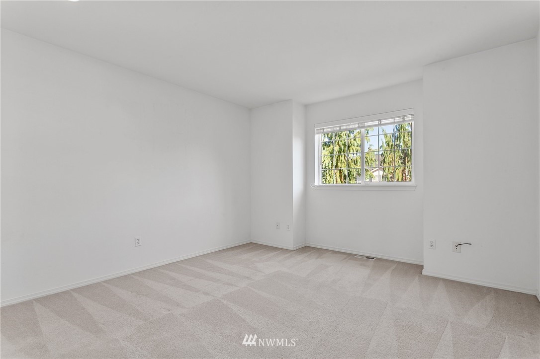 17537 110 Lane Southeast, Unit 19 Renton, WA 98055 - Photo 26 of 32 Gallery Image 26