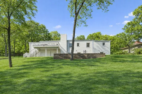 $1,655,000 | 5622 Hillview Drive, Brentwood, TN 37027