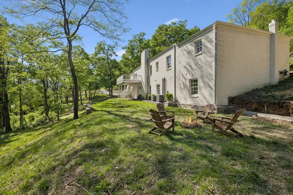 $1,695,000 | 5622 Hillview Drive, Brentwood, TN 37027