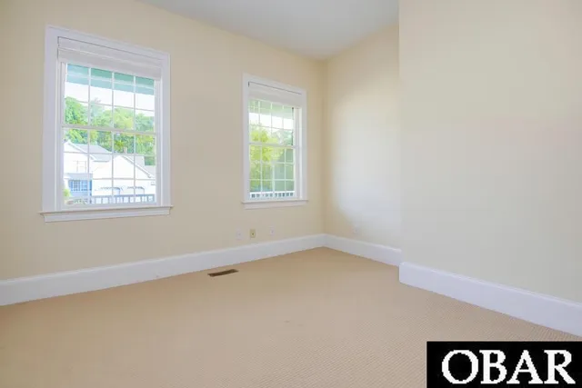 $995,000 | 121 Ft Hugar Way, Manteo, NC 27954