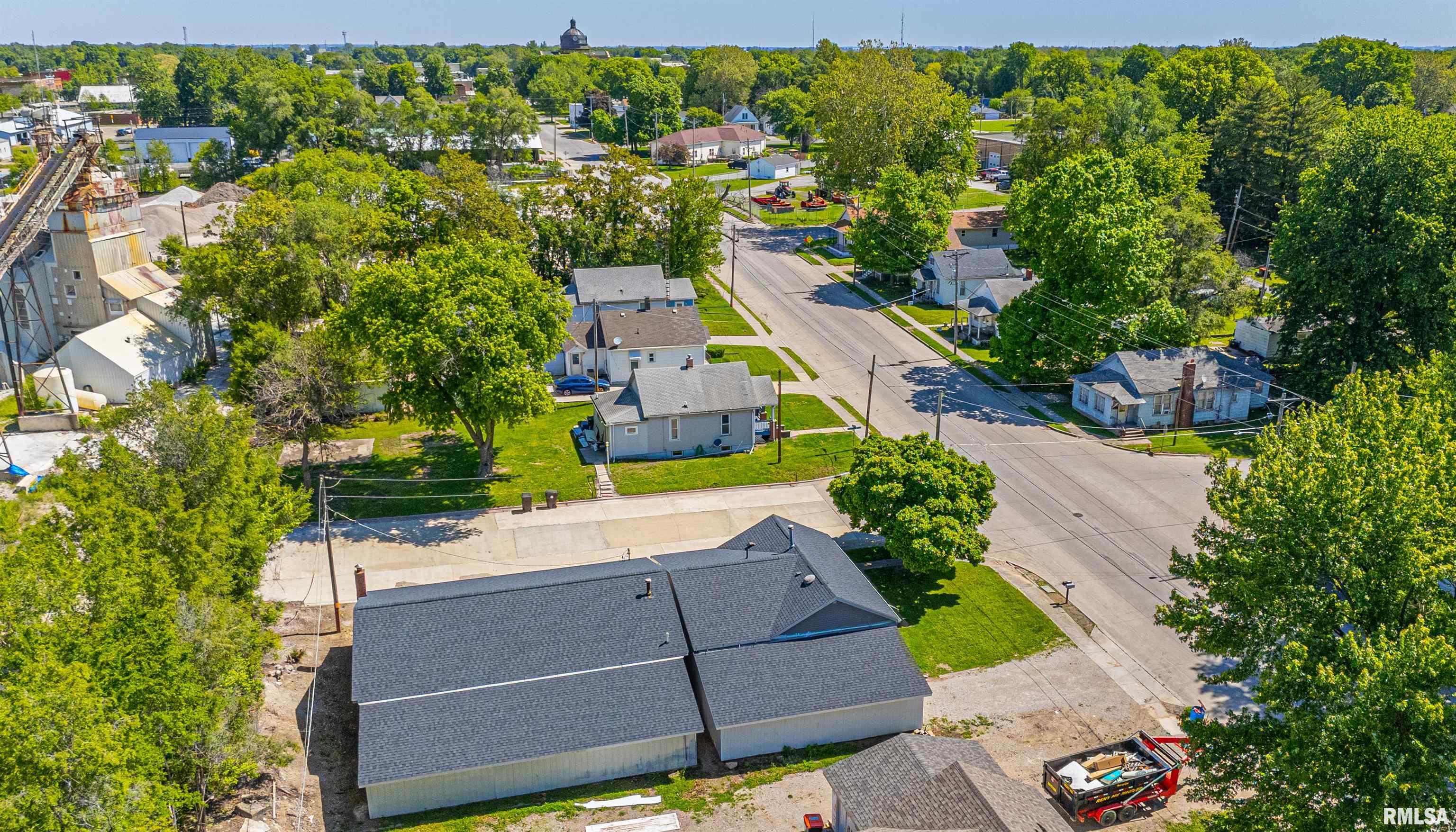703 South Kickapoo Street Lincoln, IL 62656 - Photo 39 of 42