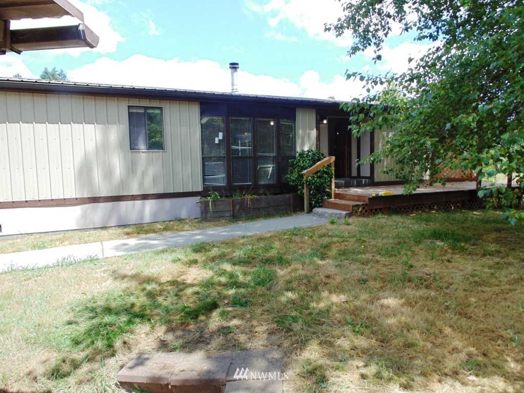 199 Hendrickson Road Vader, WA 98593 - Photo 2 of 13 Gallery Image 2