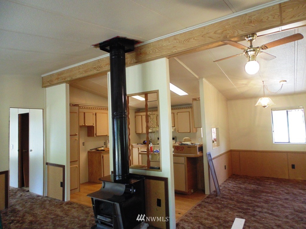 199 Hendrickson Road Vader, WA 98593 - Photo 3 of 13 Gallery Image 3