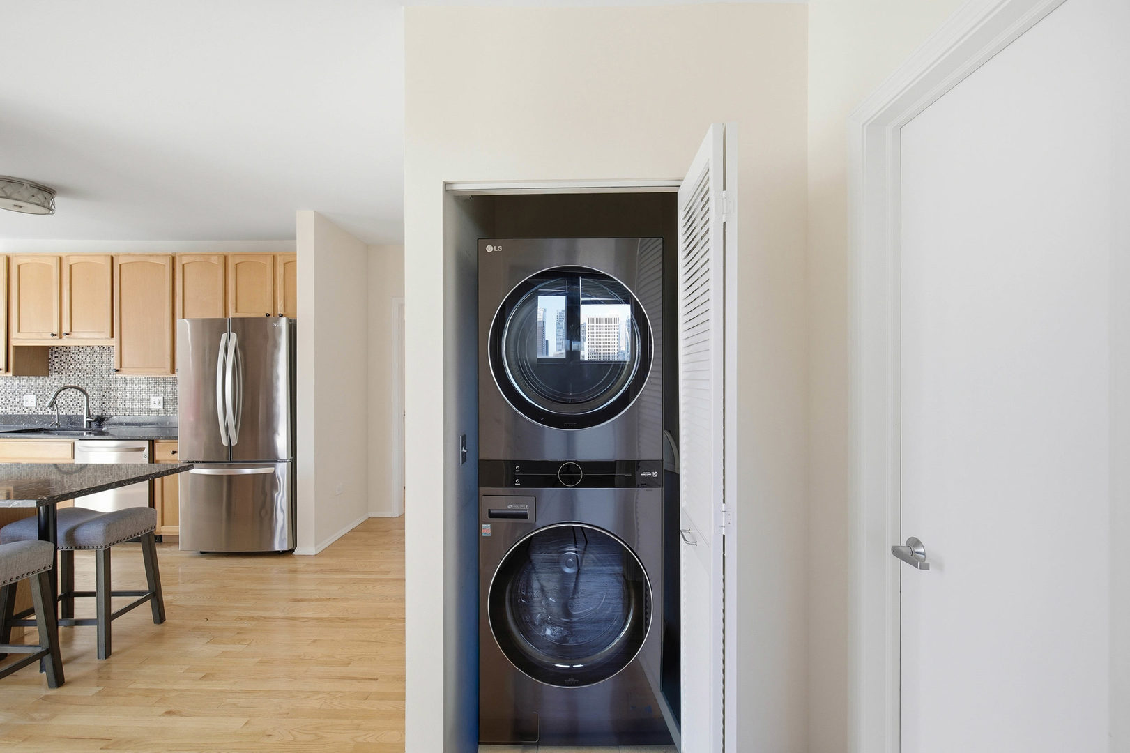 600 North Dearborn Street, Unit 1812 Chicago, IL 60654 - Photo 24 of 30