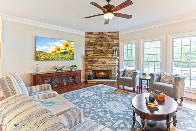 $950,000 | 286 Morgan Trail Court, West End, NC 27376