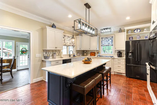 $950,000 | 286 Morgan Trail Court, West End, NC 27376