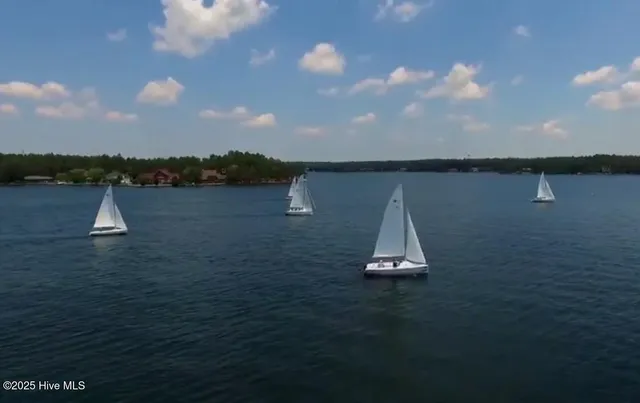 $950,000 | 286 Morgan Trail Court, West End, NC 27376