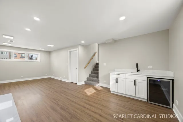 $599,900 | 123 West Monroe Street, Villa Park, IL 60181