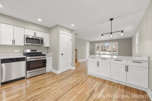 $599,900 | 123 West Monroe Street, Villa Park, IL 60181