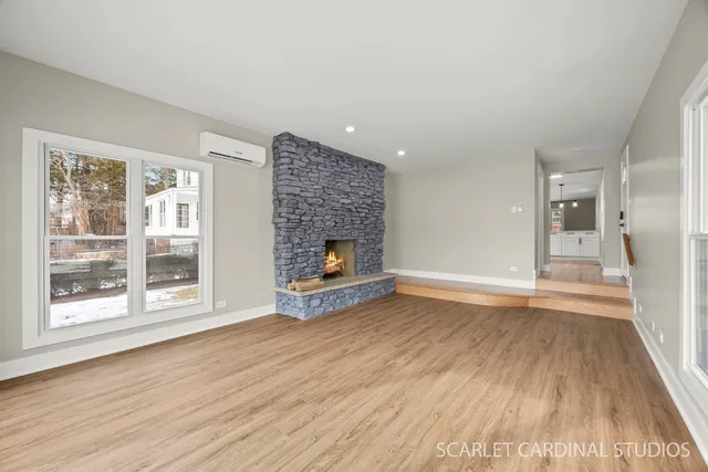 $599,900 | 123 West Monroe Street, Villa Park, IL 60181