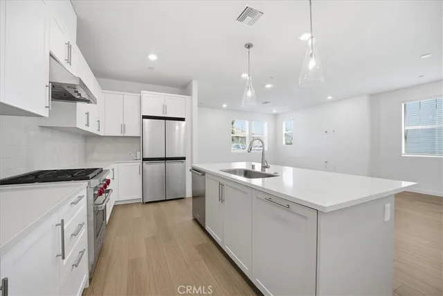 $1,066,770 | 2378 Channel Drive, Unit 105, Ventura, CA 93003