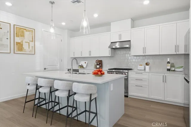 $1,066,770 | 2378 Channel Drive, Unit 105, Ventura, CA 93003