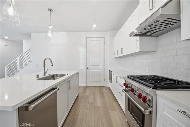 $1,066,770 | 2378 Channel Drive, Unit 105, Ventura, CA 93003