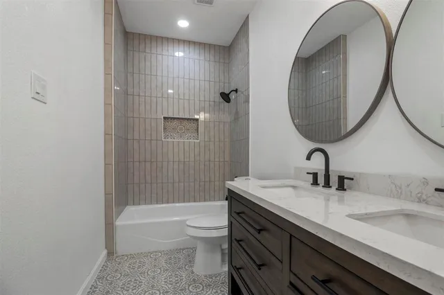 $715,000 | 7319 Briarnoll Drive, Dallas, TX 75252