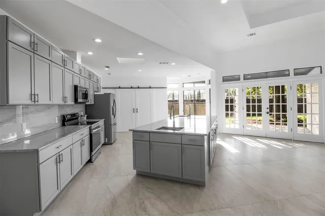 $715,000 | 7319 Briarnoll Drive, Dallas, TX 75252