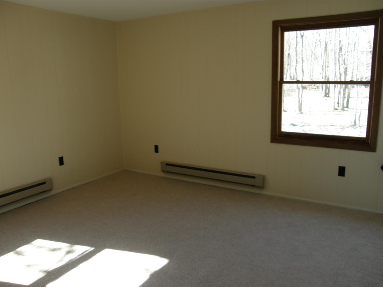 1638 Pine Ridge Bushkill, PA 18324 - Photo 7 of 10 bedroom