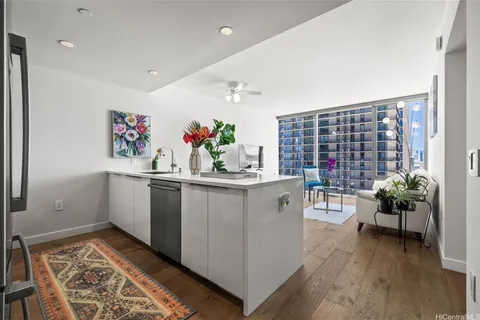 $785,000 | 1001 Queen Street, Unit 1213, Honolulu, HI 96814