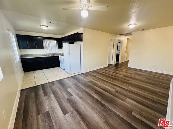 $3,600 | 138 East 97th Street, Los Angeles, CA 90003