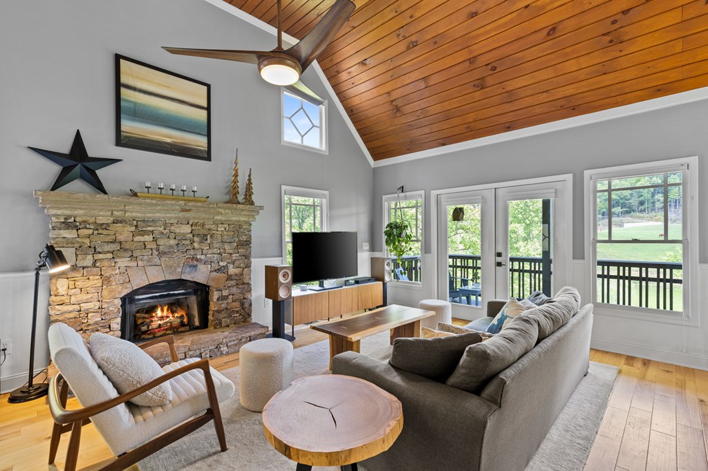 203 Evergreen Road Hiawassee, GA 30546 - Photo 8 of 41 Gallery Image 8