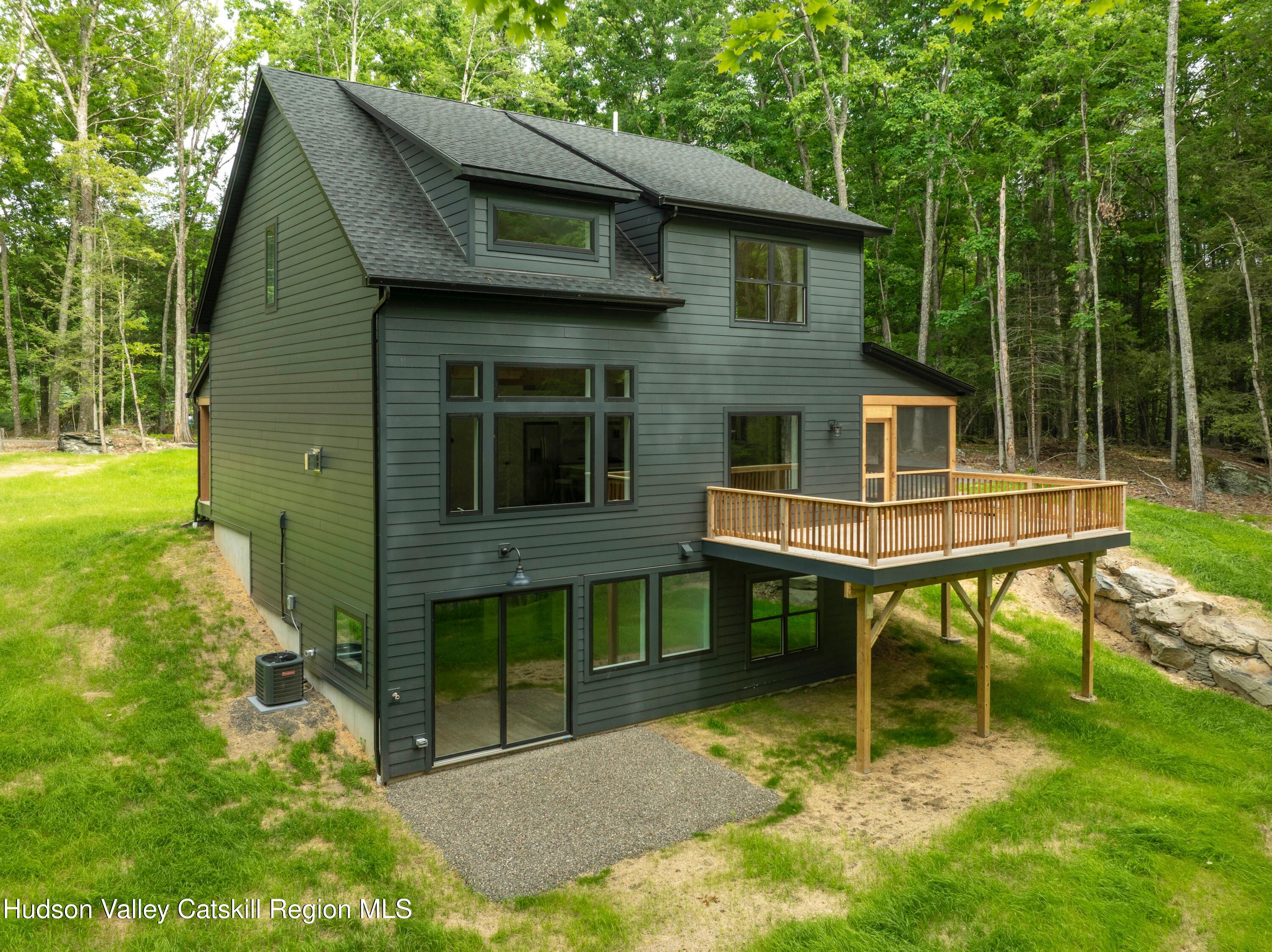 264 Wynkoop Road Olivebridge, NY 12461 - Photo 33 of 38 JESSE EXTERIORS - 264 WYNKOOP - 4