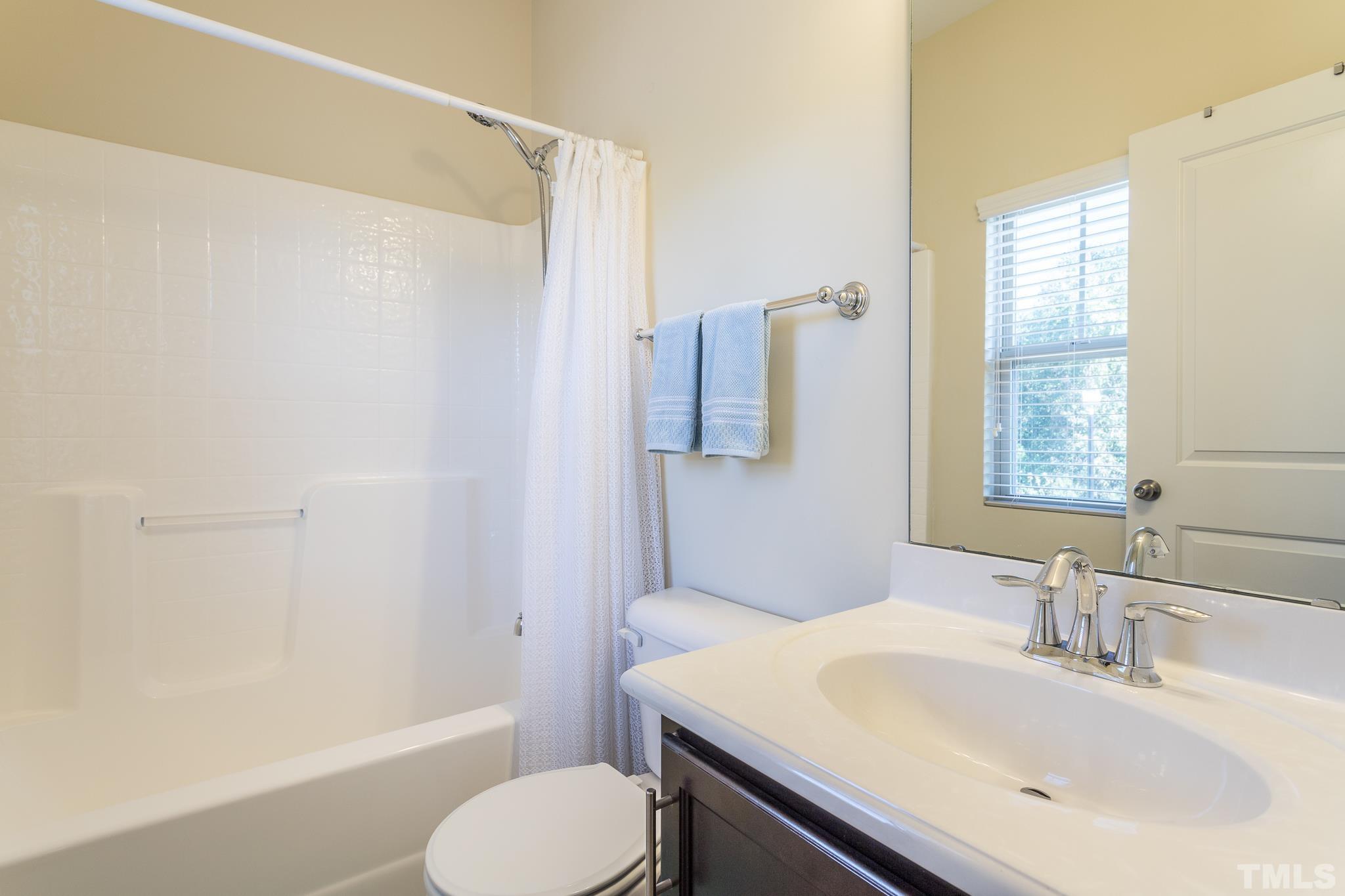 1517 Crafton Way Raleigh, NC 27607 - Photo 22 of 30 Gallery Image 22