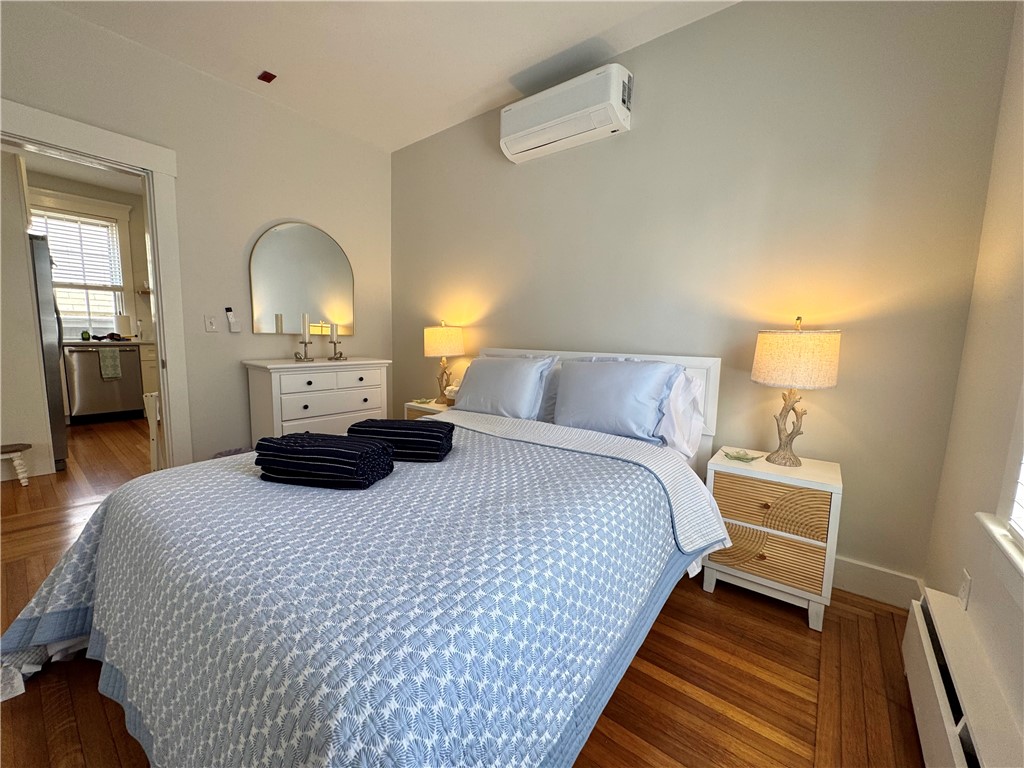 19 Walnut Street Newport, RI 02840 - Photo 9 of 10