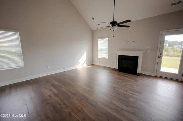$1,675 | 2208 Lakefront Drive, Unit ELEVATE, Bolivia, NC 28422