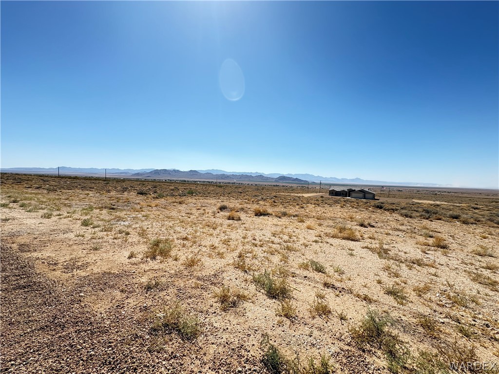 9807 North Atossa Road Kingman, AZ 86401 - Photo 5 of 32 Gallery Image 5