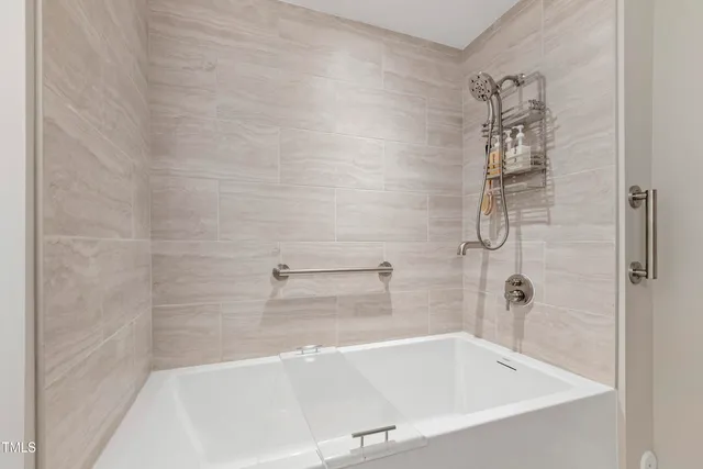 $1,595,000 | 214 Hunt Street, Unit 603, Durham, NC 27701