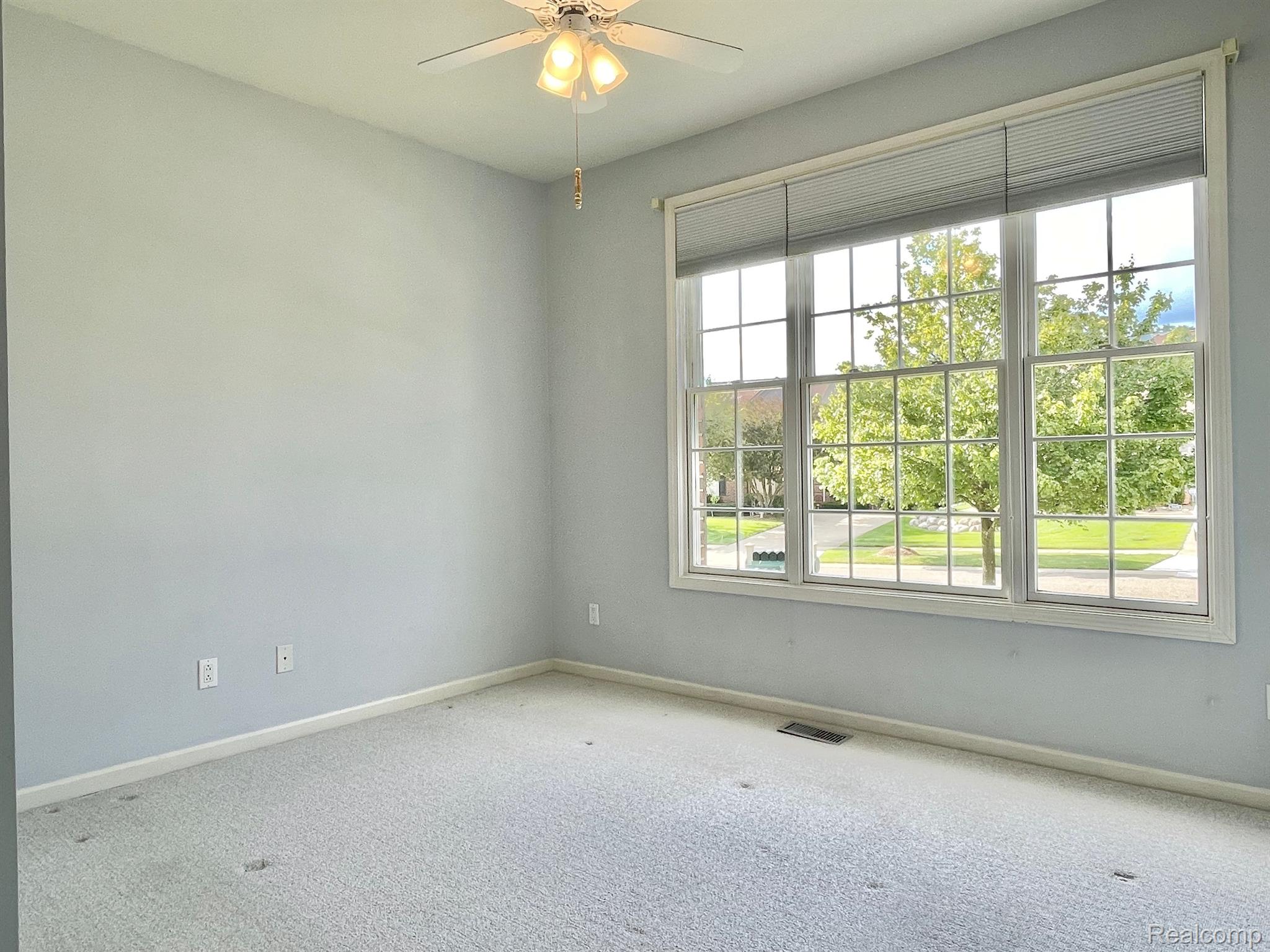 1630 Boulder Court Rochester, MI 48306 - Photo 21 of 40 Bedroom #2