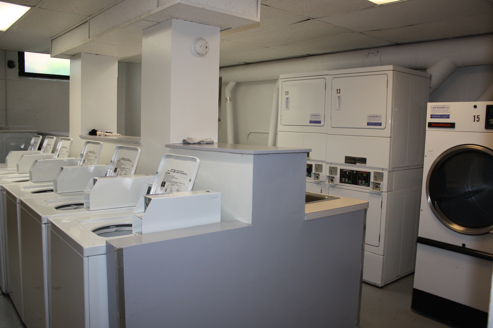 6101 North Sheridan Road, Unit 9H Chicago, IL 60660 - Photo 12 of 13